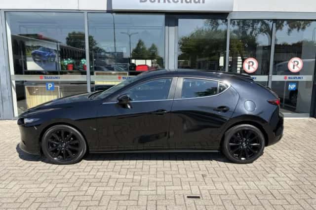 Mazda 3 (2021) thumbnail 3