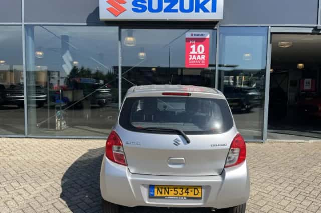 Suzuki Celerio (2017) thumbnail 5