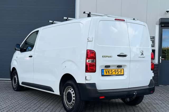 Peugeot Expert (2021) thumbnail 2