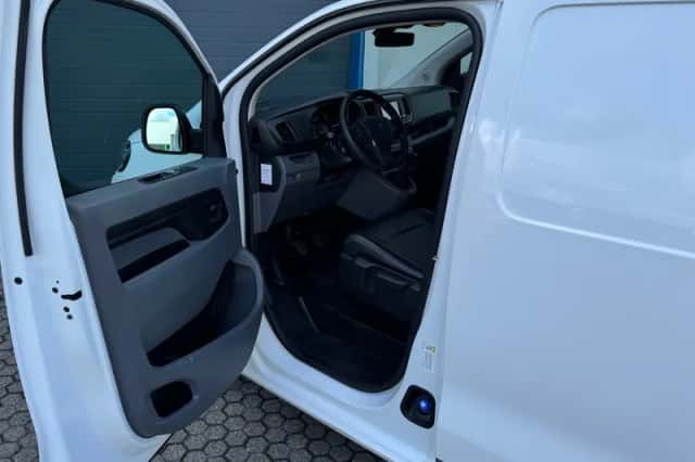 Peugeot Expert (2021) thumbnail 3