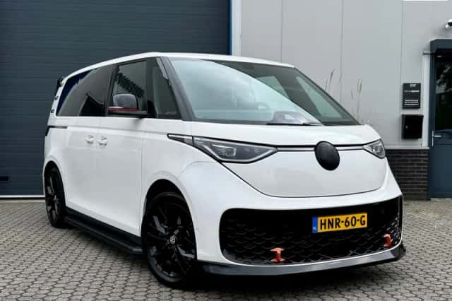 Volkswagen ID. Buzz (2023) thumbnail 1