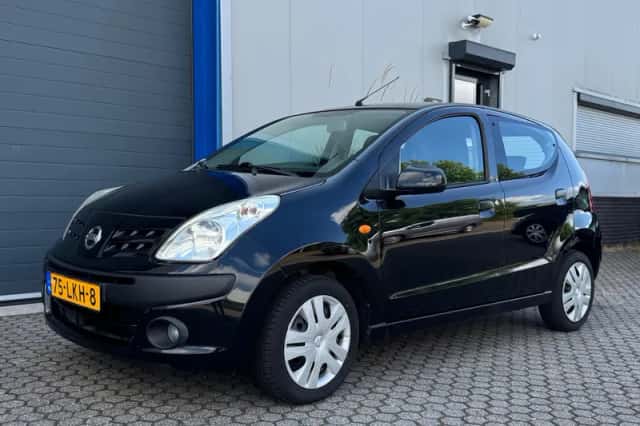 Nissan Pixo (2010) thumbnail 5