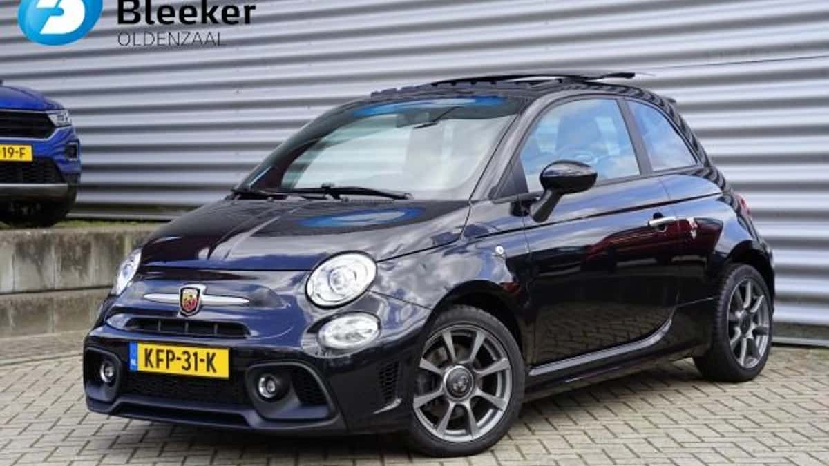 Abarth 595 (2021) — foto 1