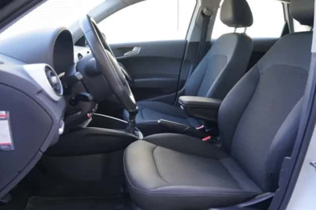 Audi A1 (2013) thumbnail 3