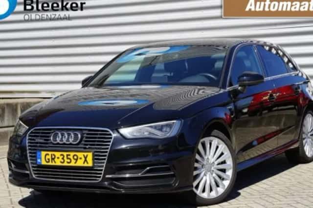 Audi A3 (2015) thumbnail 1