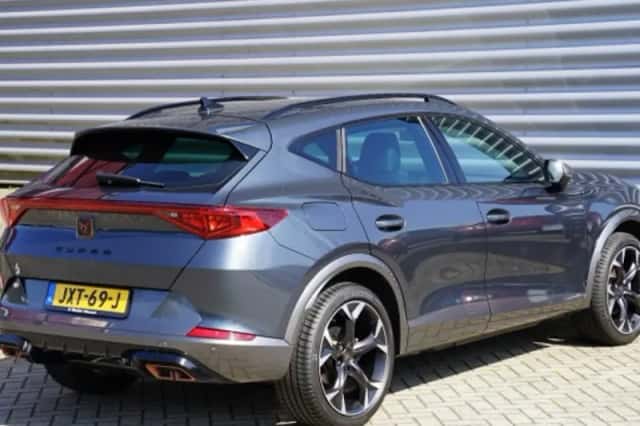 CUPRA Formentor (2022) thumbnail 2