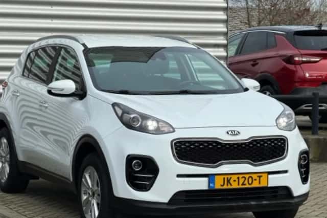 Kia Sportage (2016) thumbnail 6