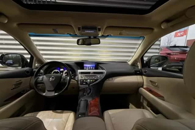 Lexus RX (2011) thumbnail 3