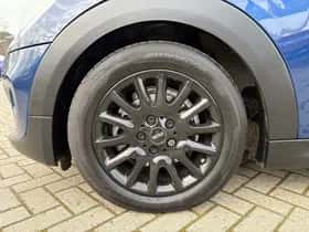 MINI Cooper (2015) thumbnail 5