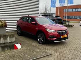 Opel Grandland (2022) thumbnail 2