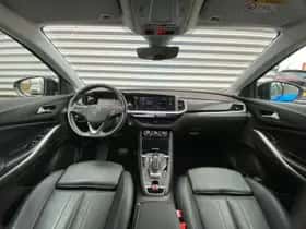 Opel Grandland (2022) thumbnail 3