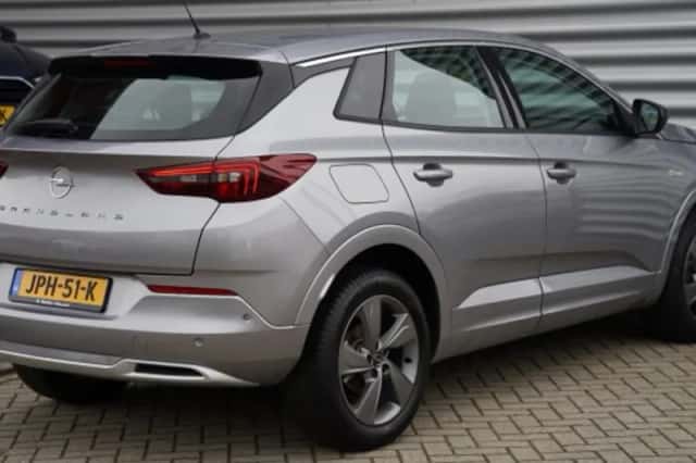Opel Grandland (2024) thumbnail 2