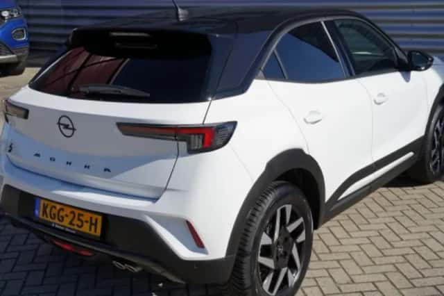 Opel Mokka (2024) thumbnail 2