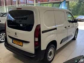 Peugeot Partner (2023) thumbnail 2