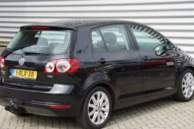 Volkswagen Golf (2012) thumbnail 2