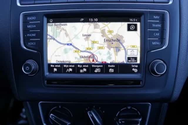 Volkswagen Polo (2017) thumbnail 5