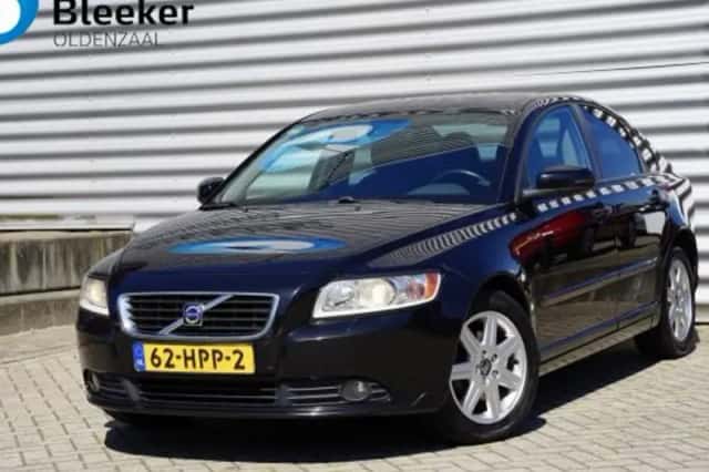 Volvo S40 (2009) thumbnail 1