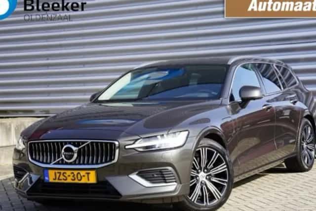 Volvo V60 (2020) thumbnail 1