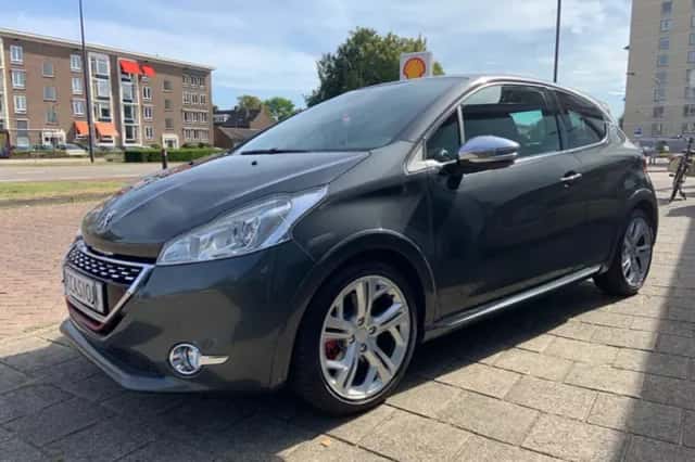 Peugeot 208 (2013) thumbnail 3