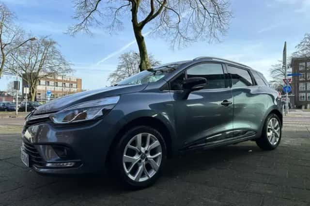 Renault Clio (2019) thumbnail 3