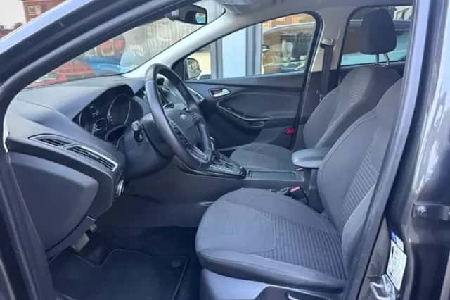 Ford Focus (2018) thumbnail 5