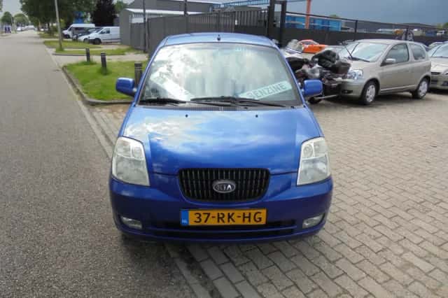 Kia Picanto (2005) thumbnail 2