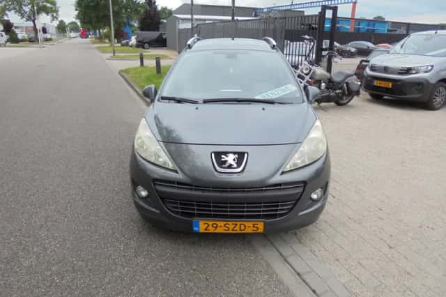 Peugeot 207 (2012) thumbnail 2