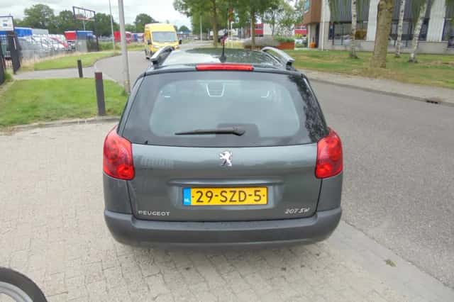 Peugeot 207 (2012) thumbnail 4
