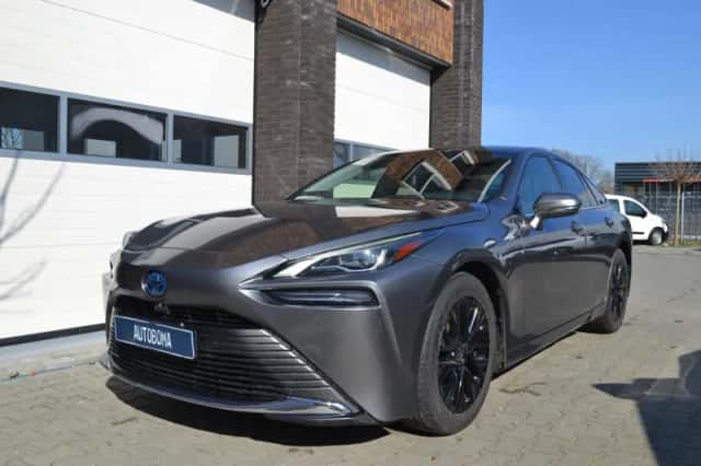 Toyota Mirai (2022) thumbnail 1