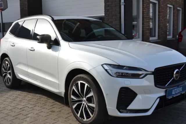 Volvo XC60 (2023) thumbnail 1