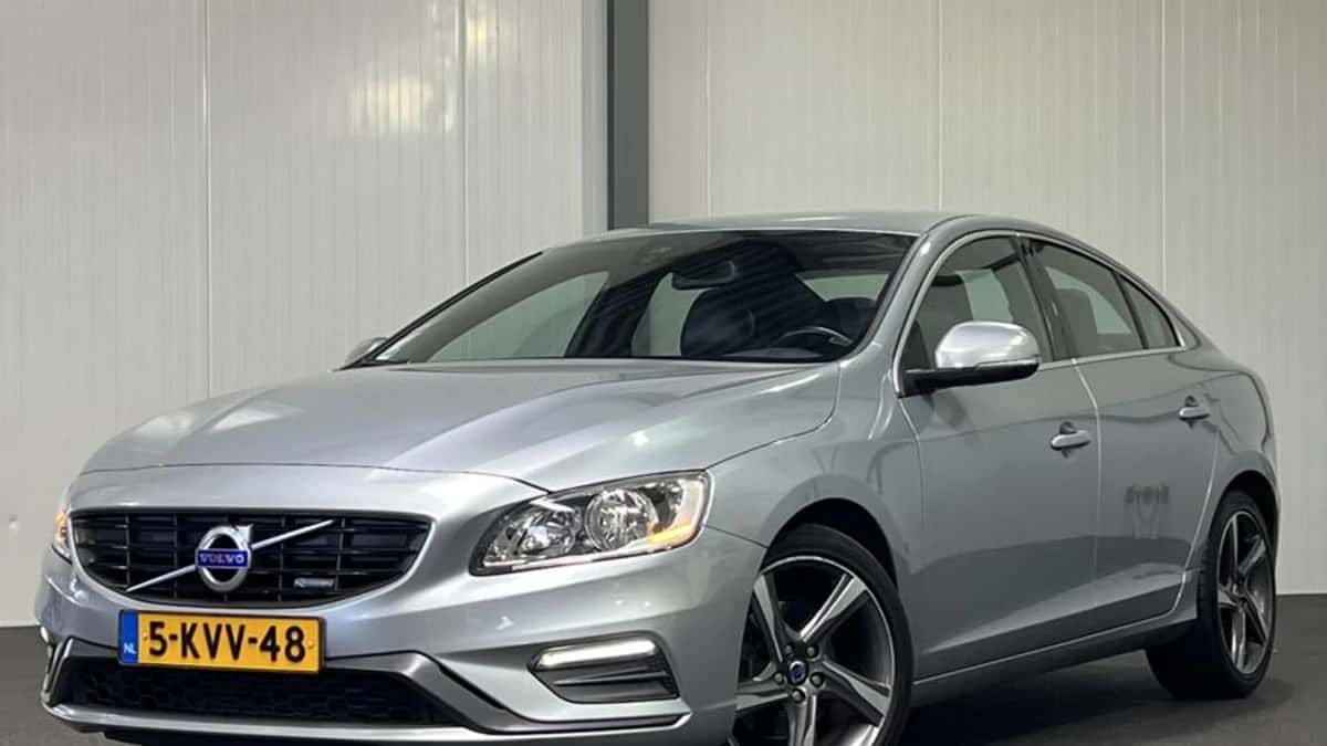 Volvo S60 (2013) — foto 1