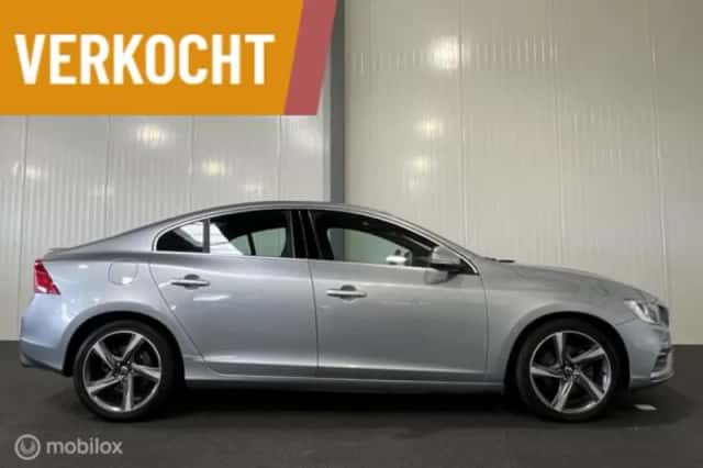 Volvo S60 (2013) thumbnail 5
