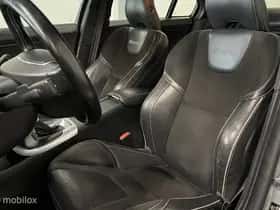Volvo S60 (2013) thumbnail 8