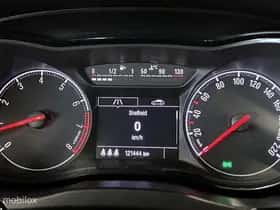 Opel Corsa (2017) thumbnail 16