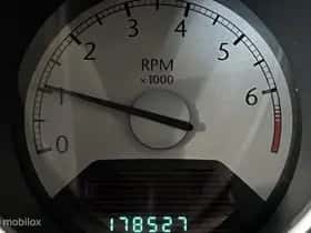 Chrysler Sebring (2009) thumbnail 17