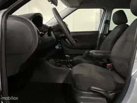 Škoda Fabia (2010) thumbnail 23