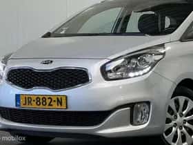Kia Carens (2016) thumbnail 25