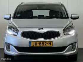 Kia Carens (2016) thumbnail 4