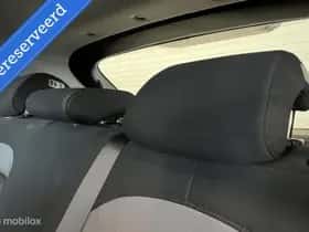 Hyundai Kona (2018) thumbnail 11