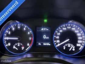 Hyundai Kona (2018) thumbnail 17