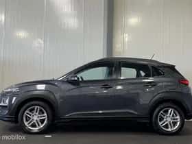 Hyundai Kona (2018) thumbnail 3