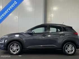 Hyundai Kona (2018) thumbnail 3