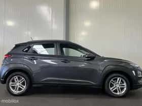 Hyundai Kona (2018) thumbnail 5