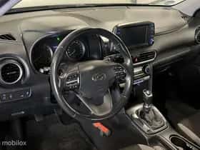 Hyundai Kona (2018) thumbnail 7