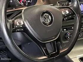 Volkswagen Golf (2014) thumbnail 16