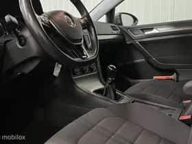 Volkswagen Golf (2014) thumbnail 26