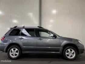 Mitsubishi Outlander (2007) thumbnail 5