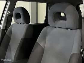 Mitsubishi Outlander (2007) thumbnail 9