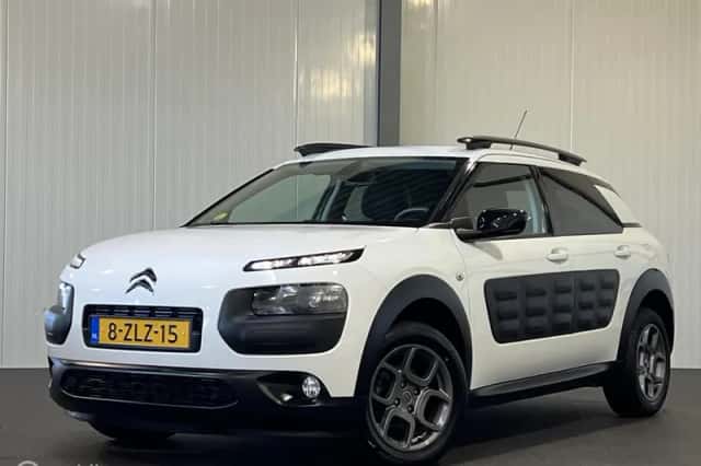 Citroën C4 (2015) thumbnail 1