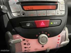 Peugeot 107 (2011) thumbnail 19